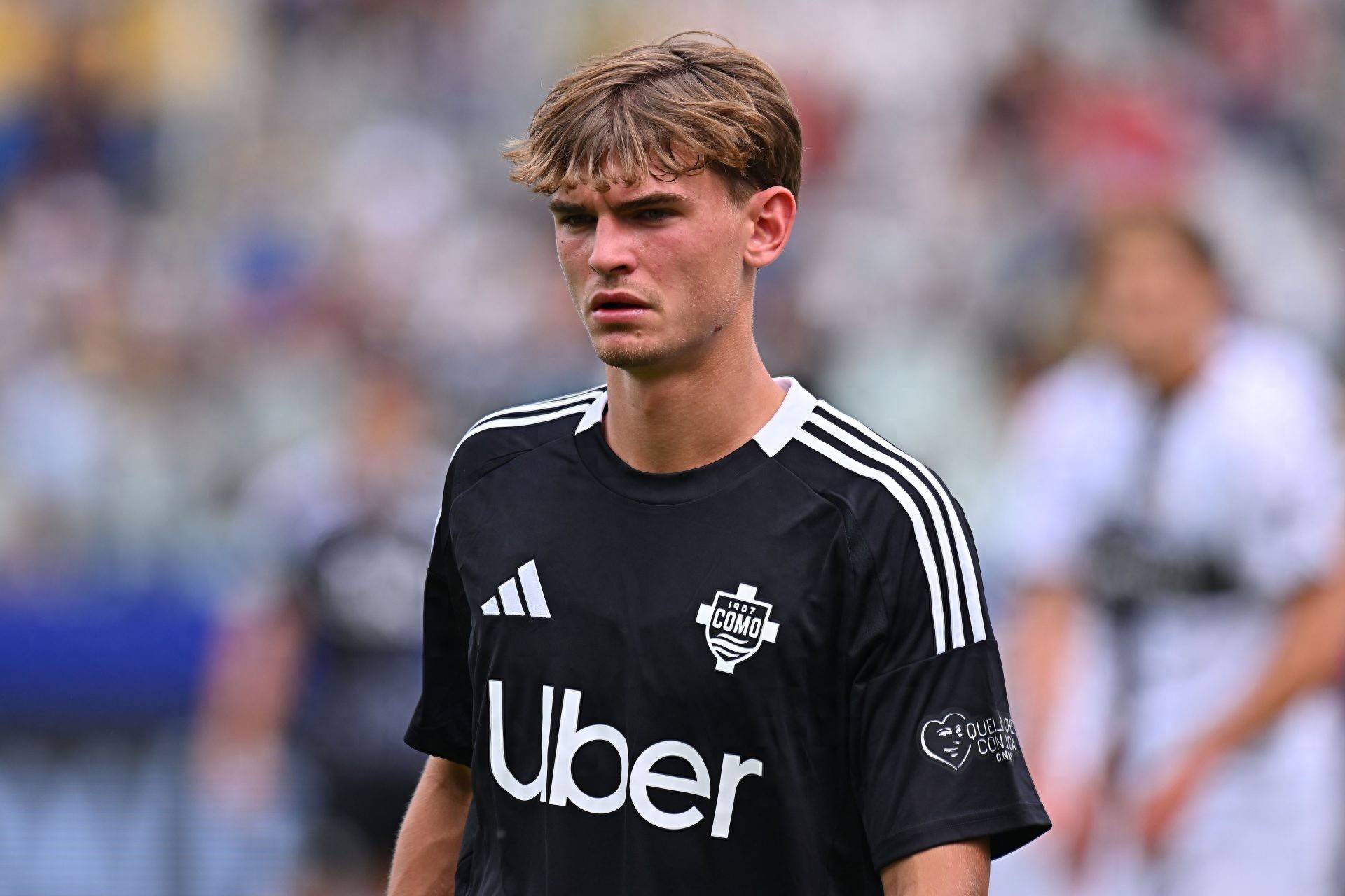 邮报：皇马消息人士认为，现阶段完成阿诺德转会只是形式问题.