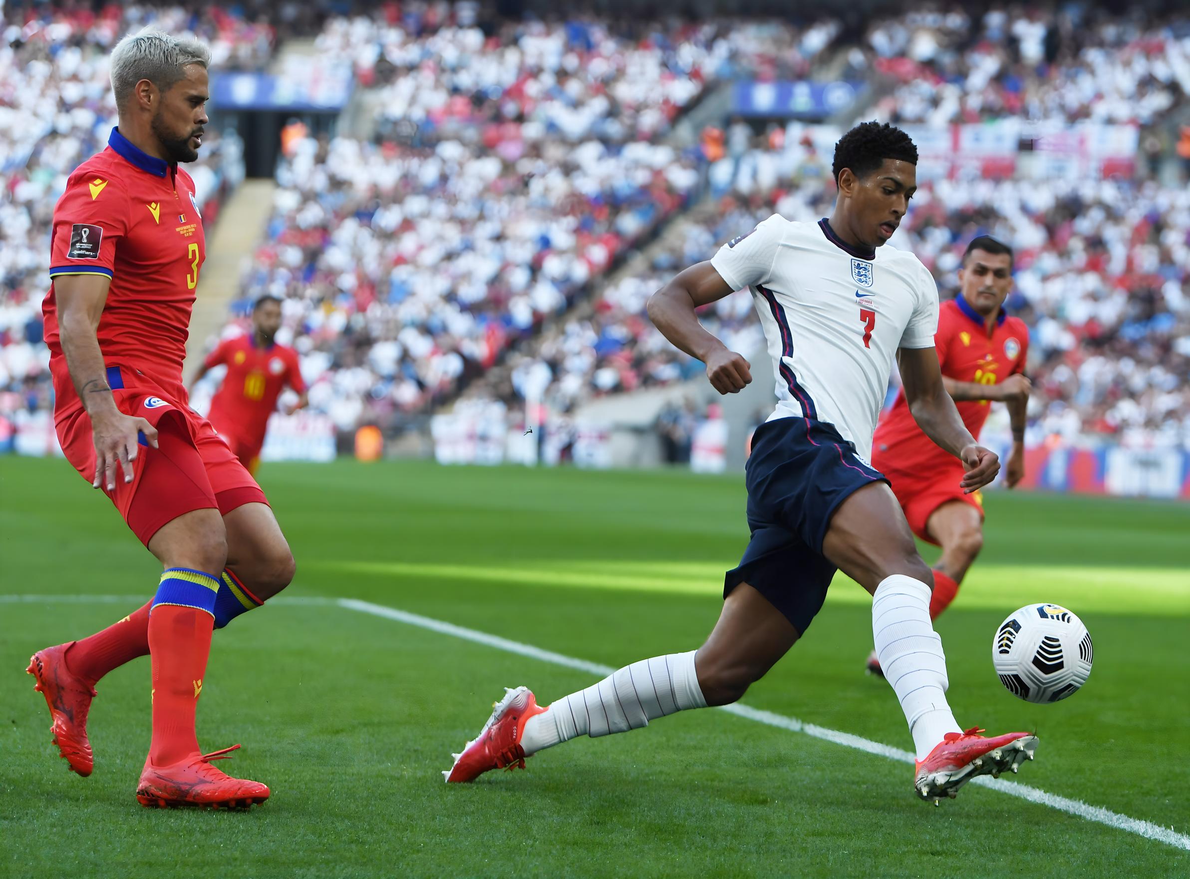 篮球界的全满贯！本次绝杀后，他凑齐了生涯所有联赛冠军