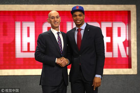 这一消息引 这一消息引